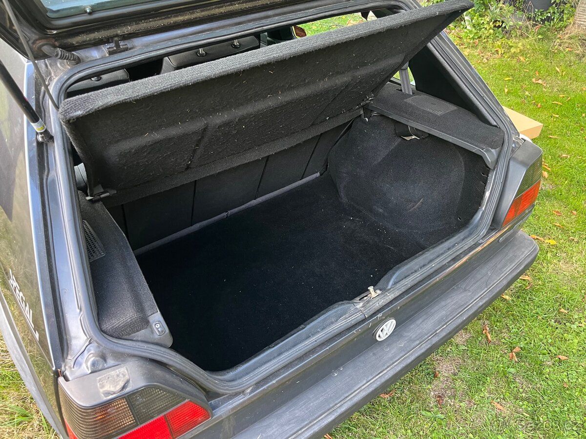 Golf GT special, rok 1988, 1,8i, 66 kW - 10