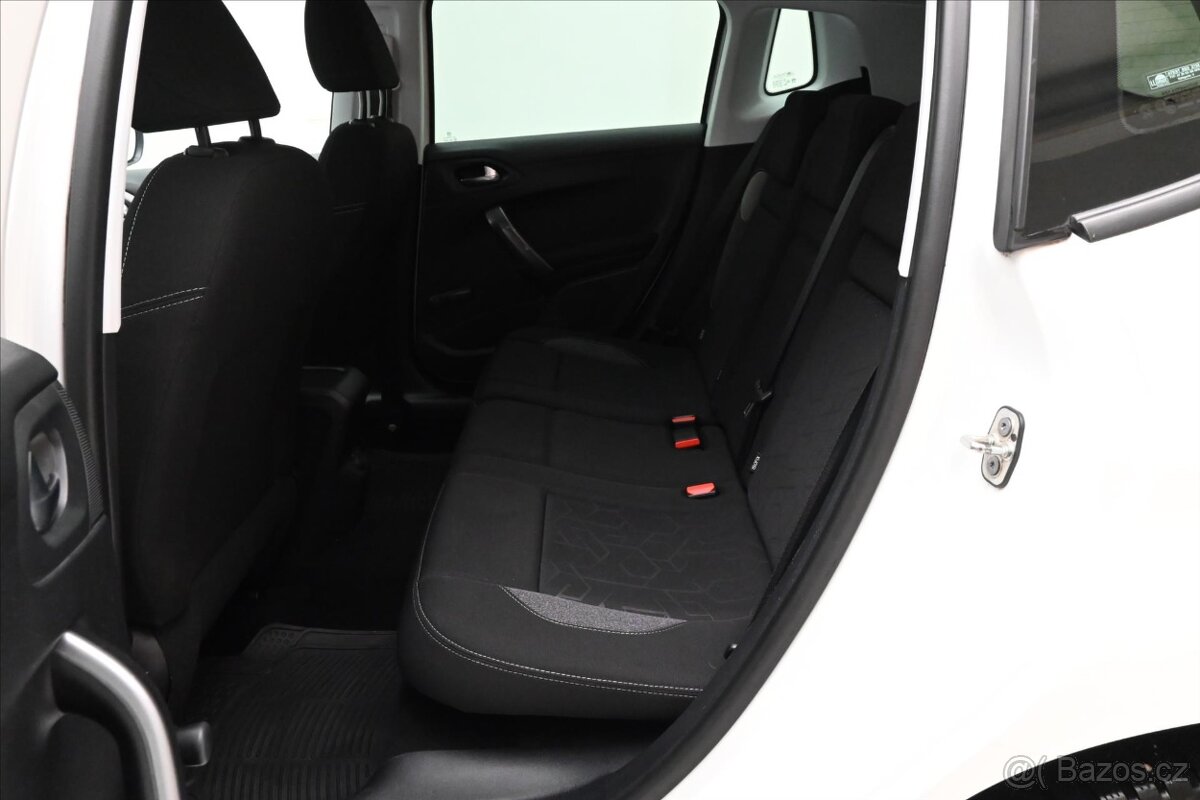 Peugeot 2008 1,2 PureTech 60 kW - 10