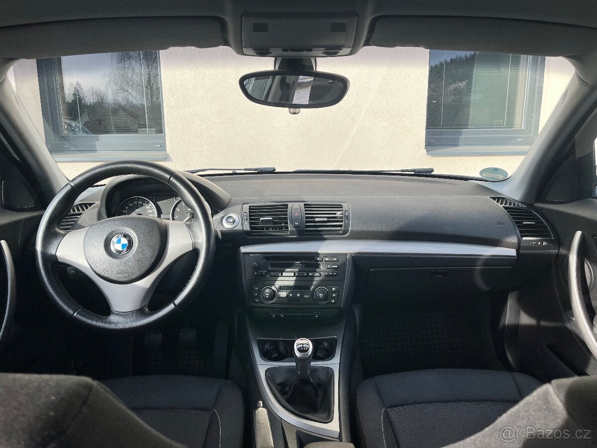 BMW 130i - 10