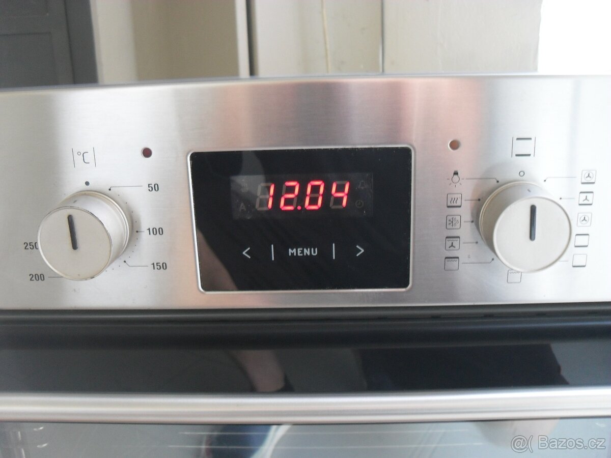 ELEKTRICKÁ VESTAVNÁ TROUBA AMICA,tř.A,11 PROGRAMŮ,LCD,66L - 10