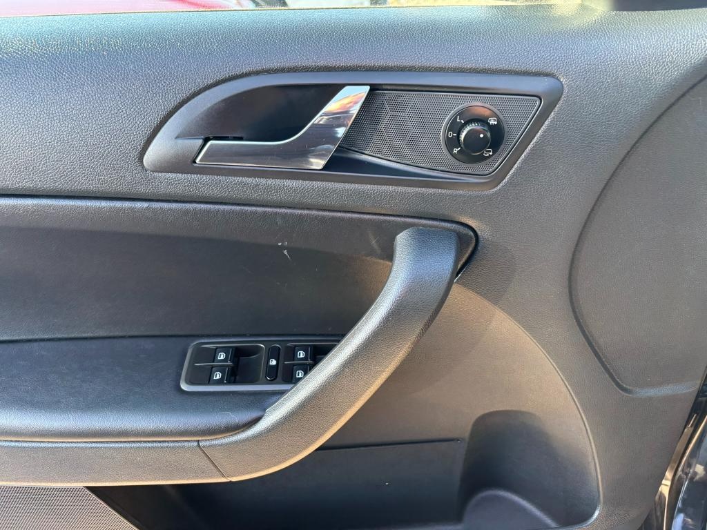 Škoda Yeti 1.4 Tsi 90kw Adventure r.v. 2013, Serviska - 10