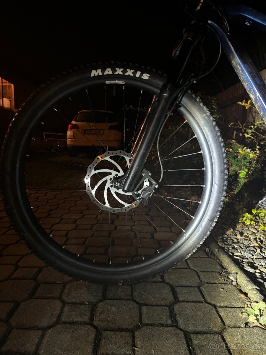 Leader fox Harper Celoodpružený velikost L - 10