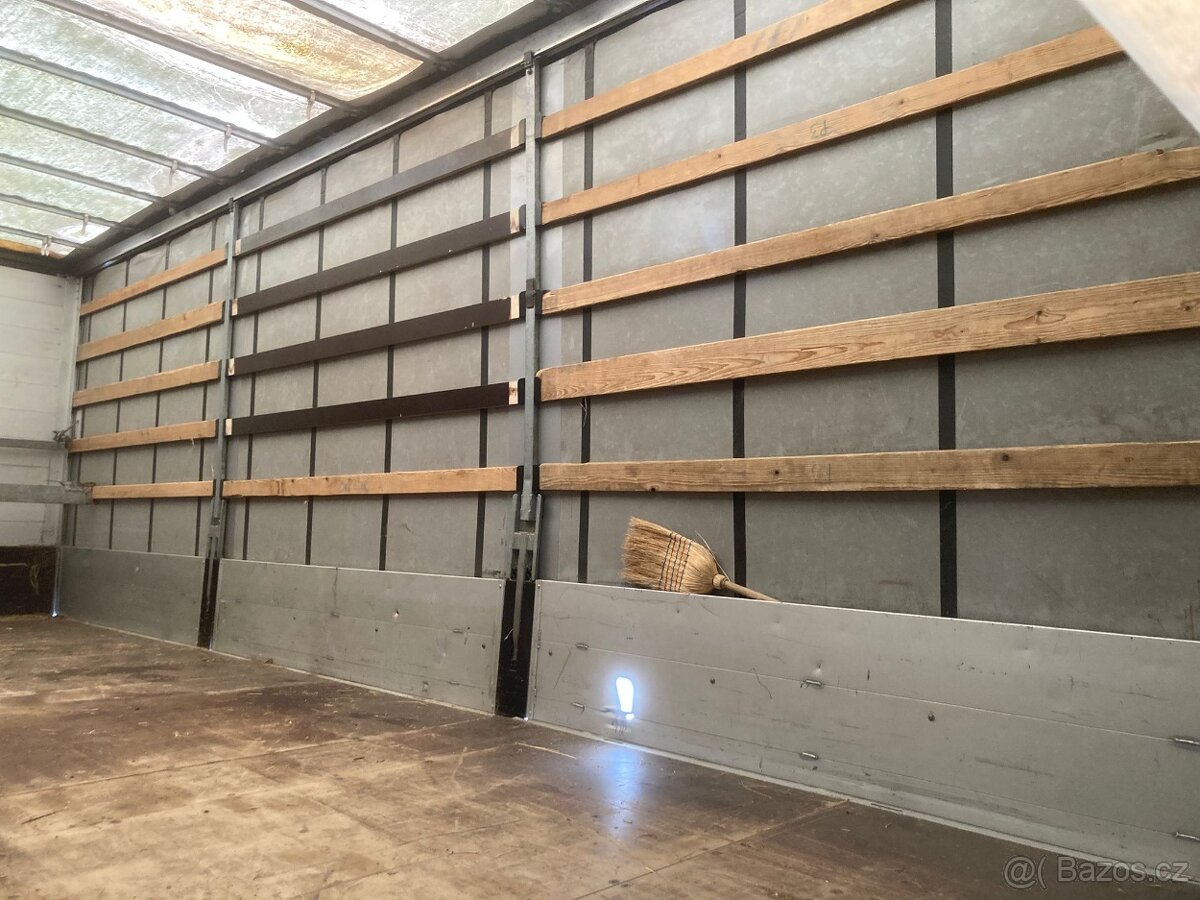 Plachtová nástavba - 10