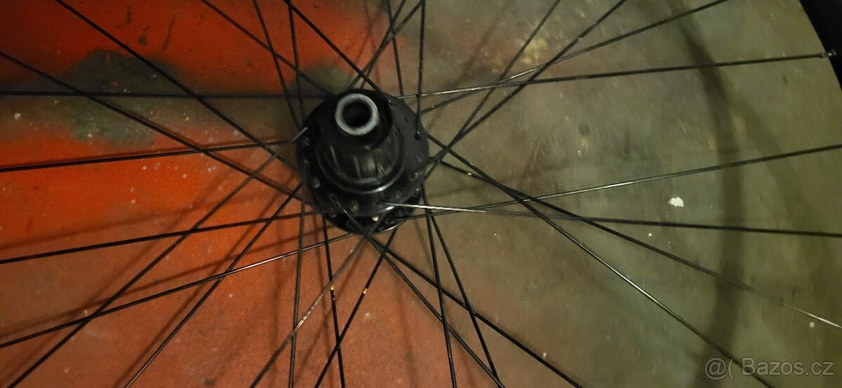 Přední a zadní kolo 27.5 na disc mtb - 10