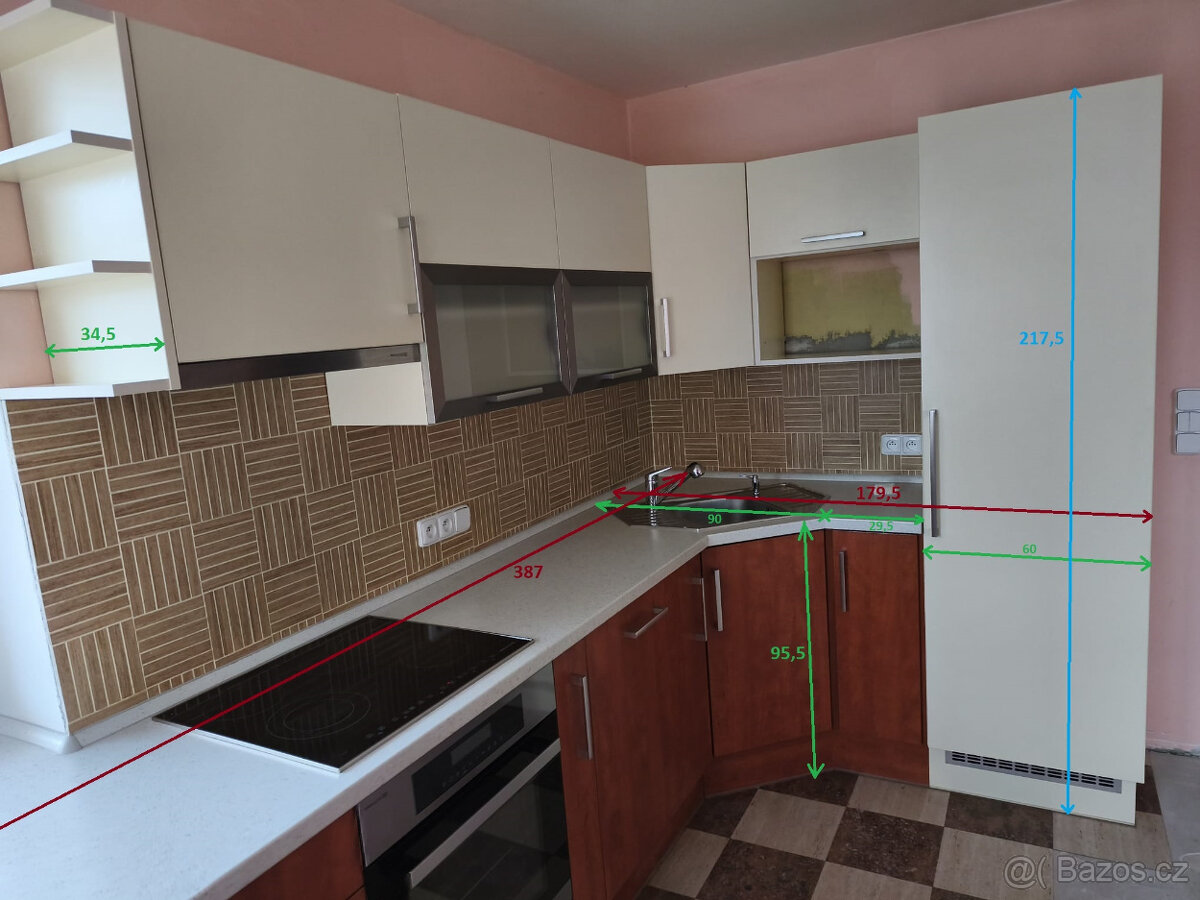 Kuchyňská linka se spotřebiči - 10