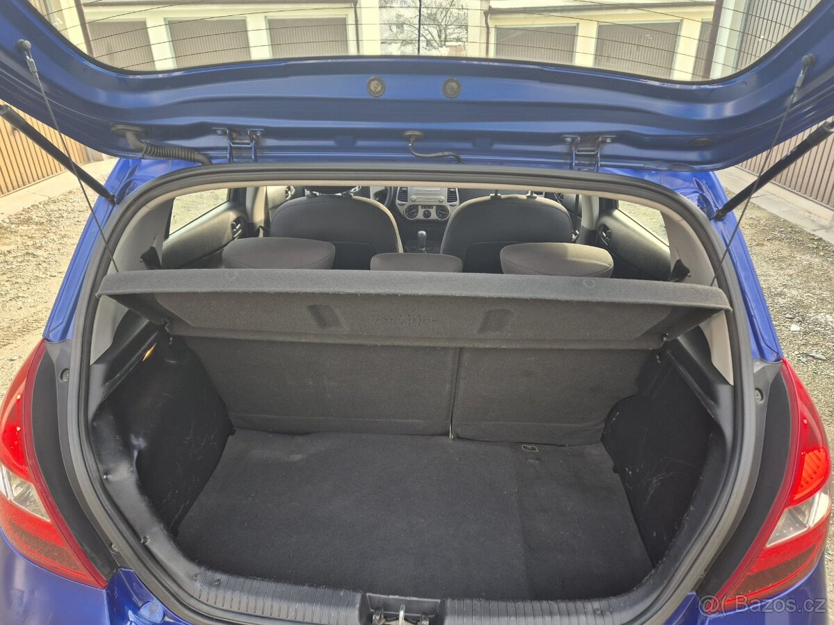 Hyundai i20 1.4 - 10