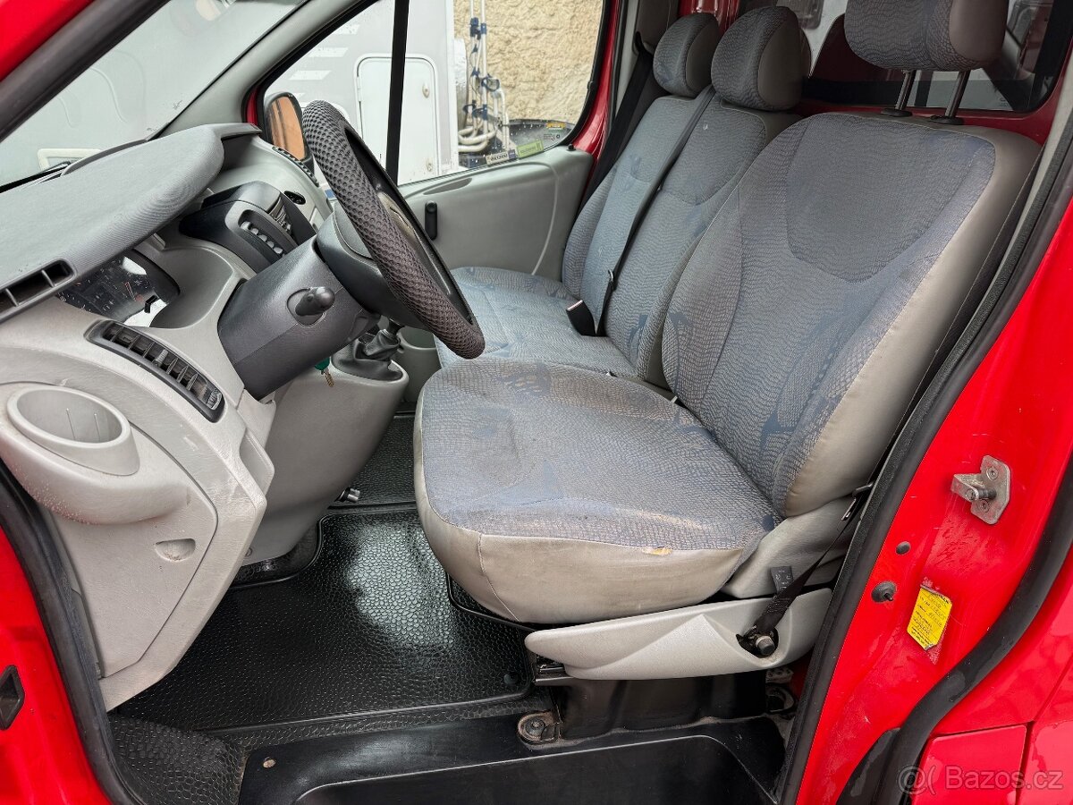 Renault Trafic 1.9 DCi, původ Čr - 10