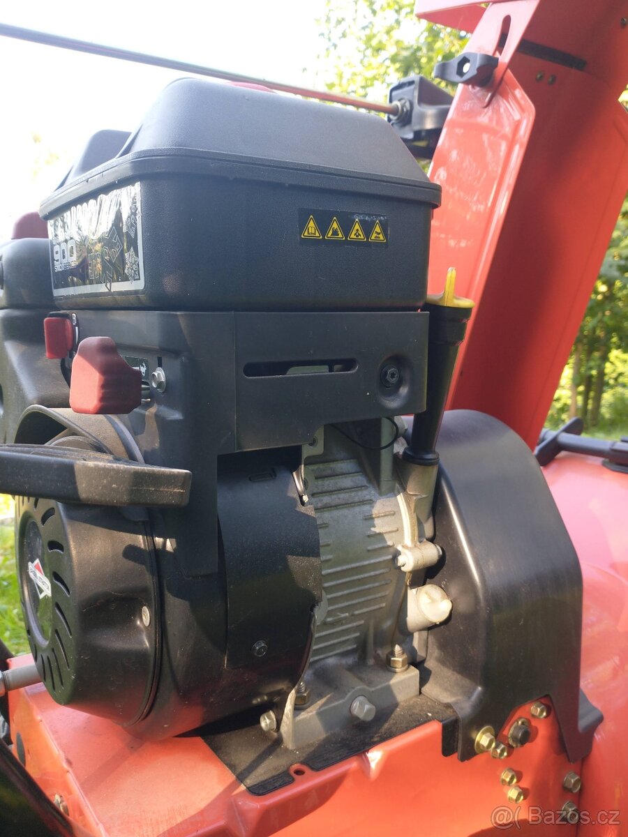 Sněhová fréza Ariens ST20 Compact - 10