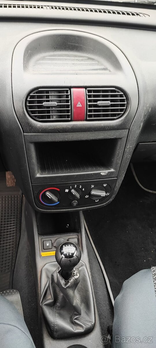 Opel Combo 1.6 CNG - 10