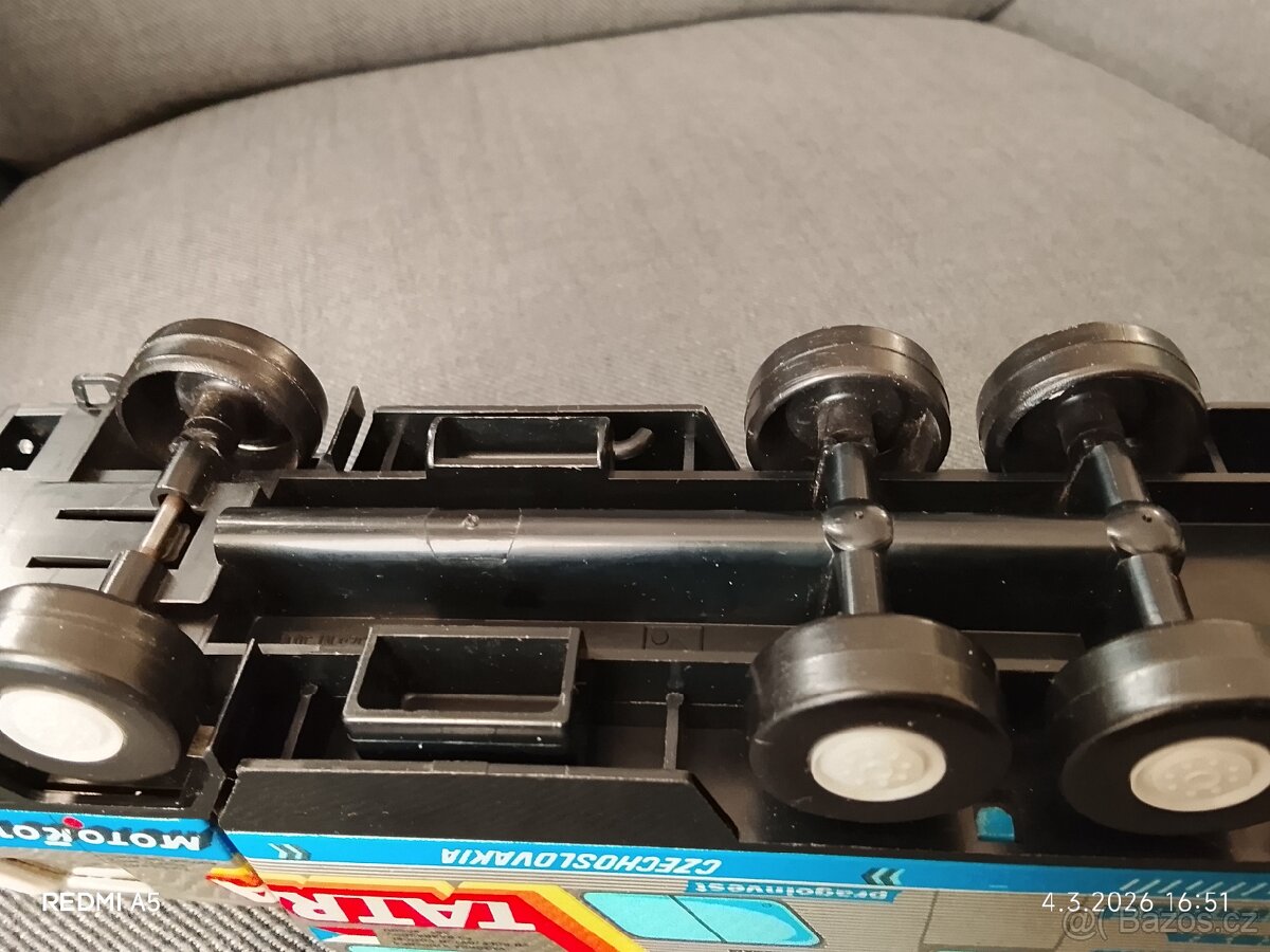 TATRA KOLEM SVĚTA KDN - 10