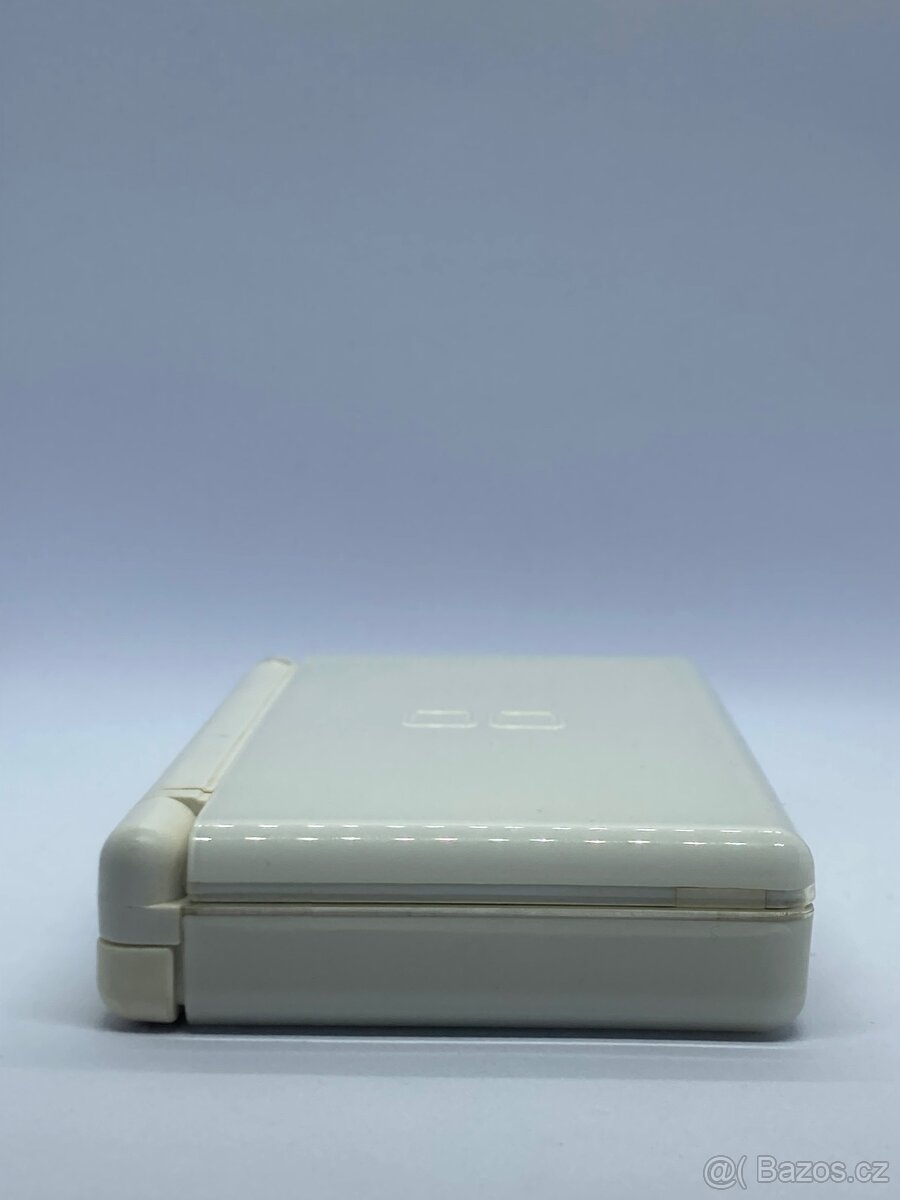 Konzole Nintendo DS Lite Bílá barva + hry - 10