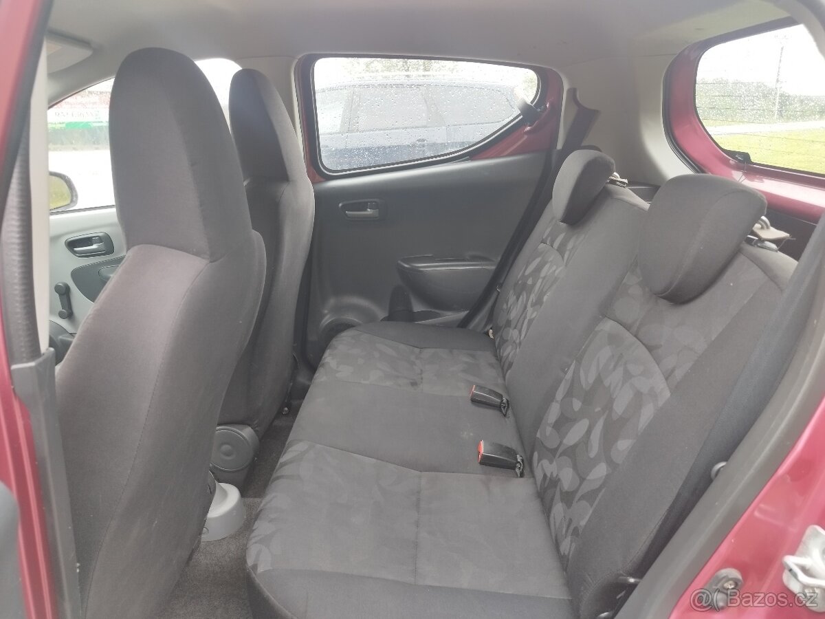 Suzuki Alto 1.0 i - 10