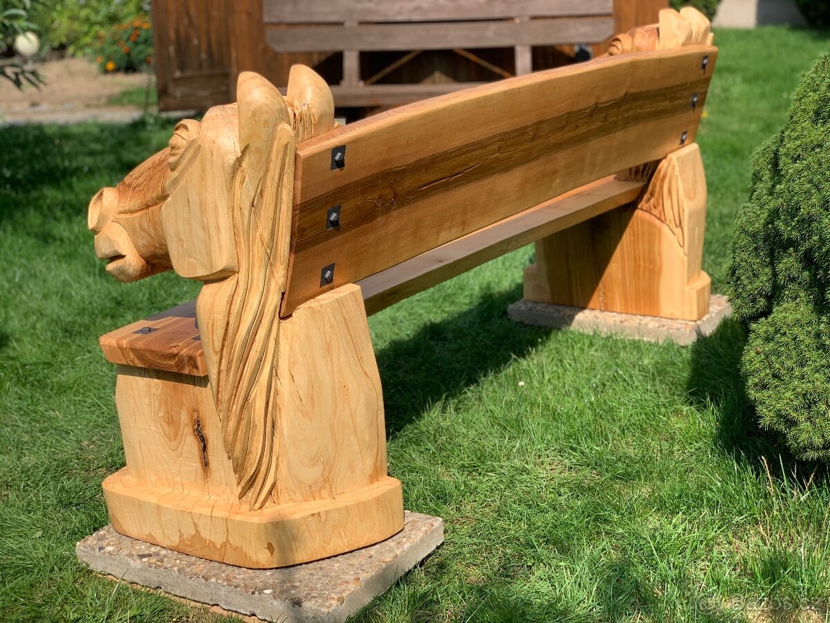 Dřevěná socha - 10