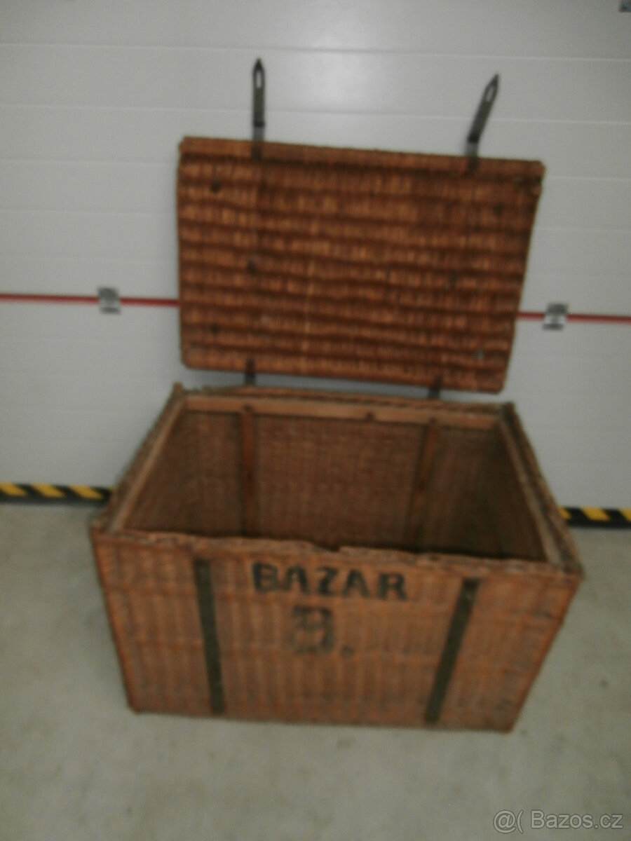 Proutěný kufr starý za 500 kč - 10