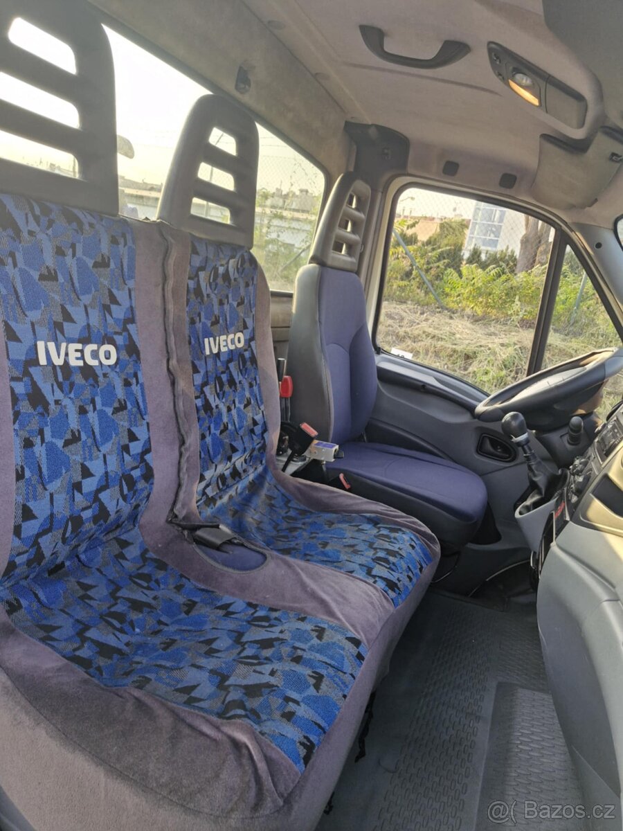 Kontejnerové Iveco daily 3,5 t - řidičský průkaz B - 10