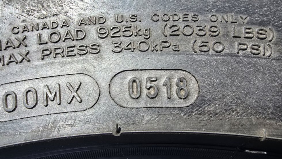 Letní pneu 275/40/19 Michelin - 10