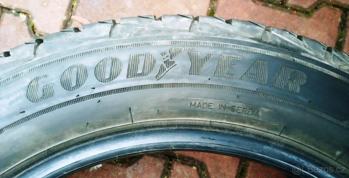 Pneu Goodyear celoroční a zimní 195/60/16C 4 a 2 ks - 10