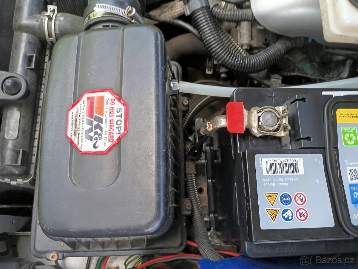 Peugeot 307CC se stahovací střechou - 10