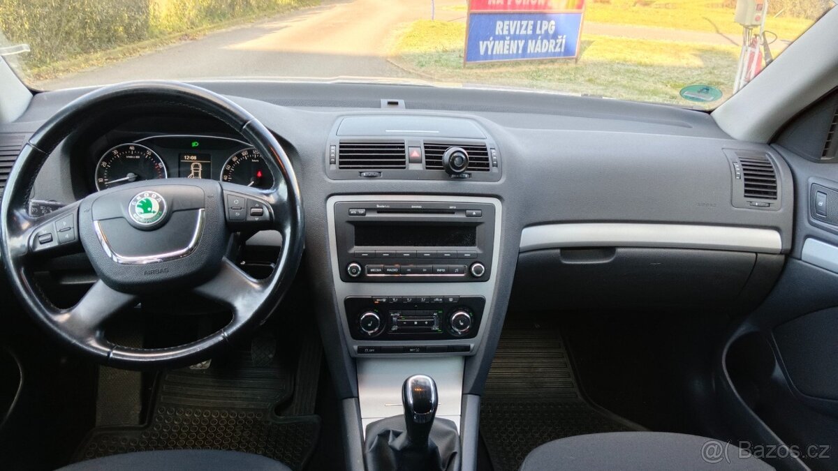Škoda Octavia 1.4 90KW - 10