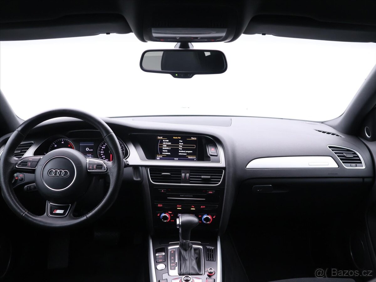 Audi A4 3,0 TDI 180kW quattro S-Line (2013) - 10