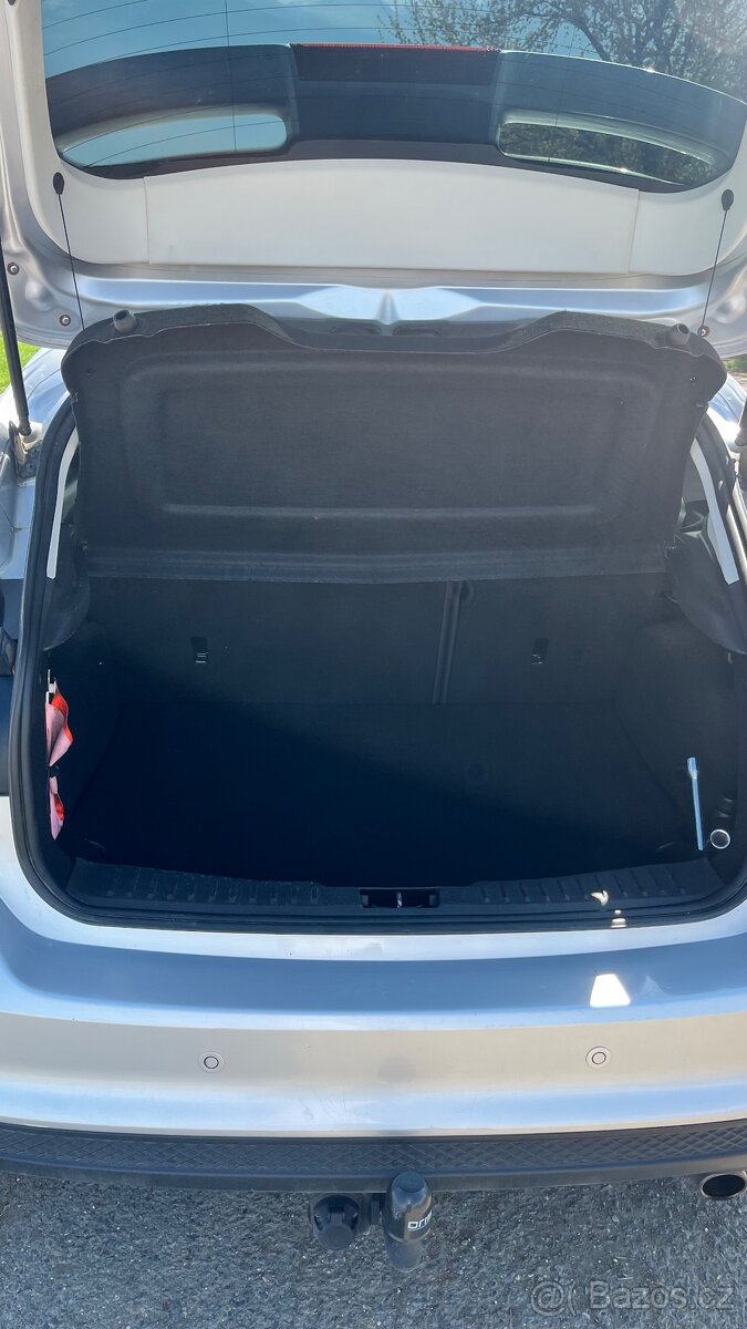 Ford focus 3 hatchback - 10
