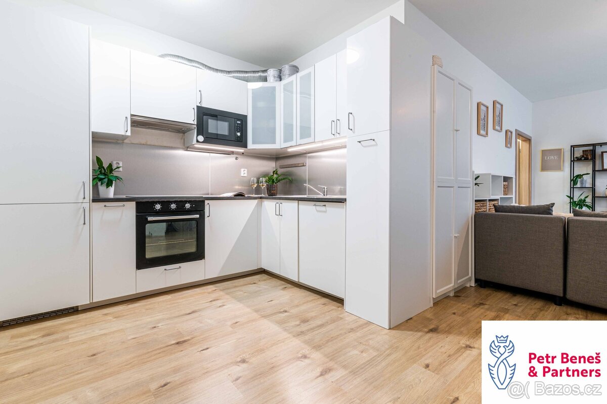 Přízemní byt 2+kk s předzahrádkou, ev.č. 00137 - 10