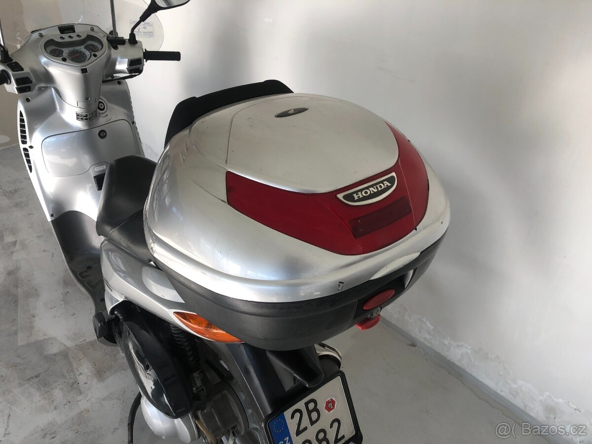 Honda Sh 150 - 10