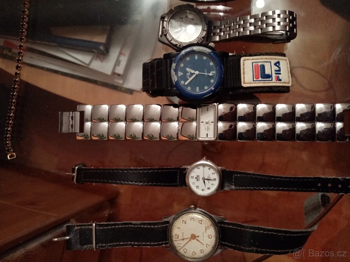 Foťáky, hodinky - 10