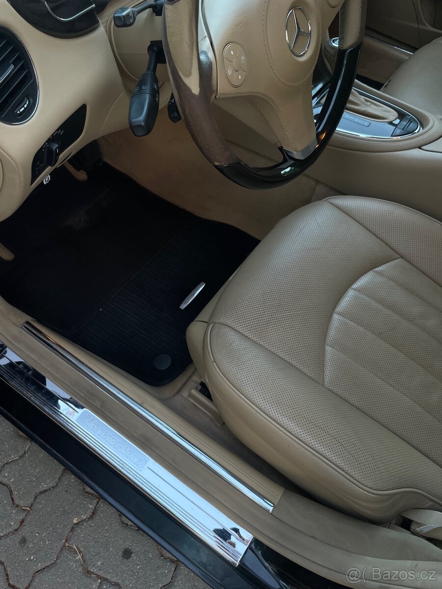 MERCEDES BENZ CLS 320 CDI - 10