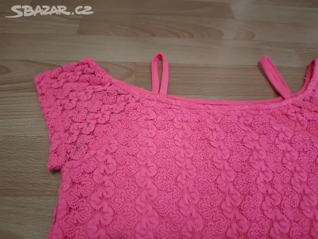 pár kousků pro dívku 146/152 - levně - 10