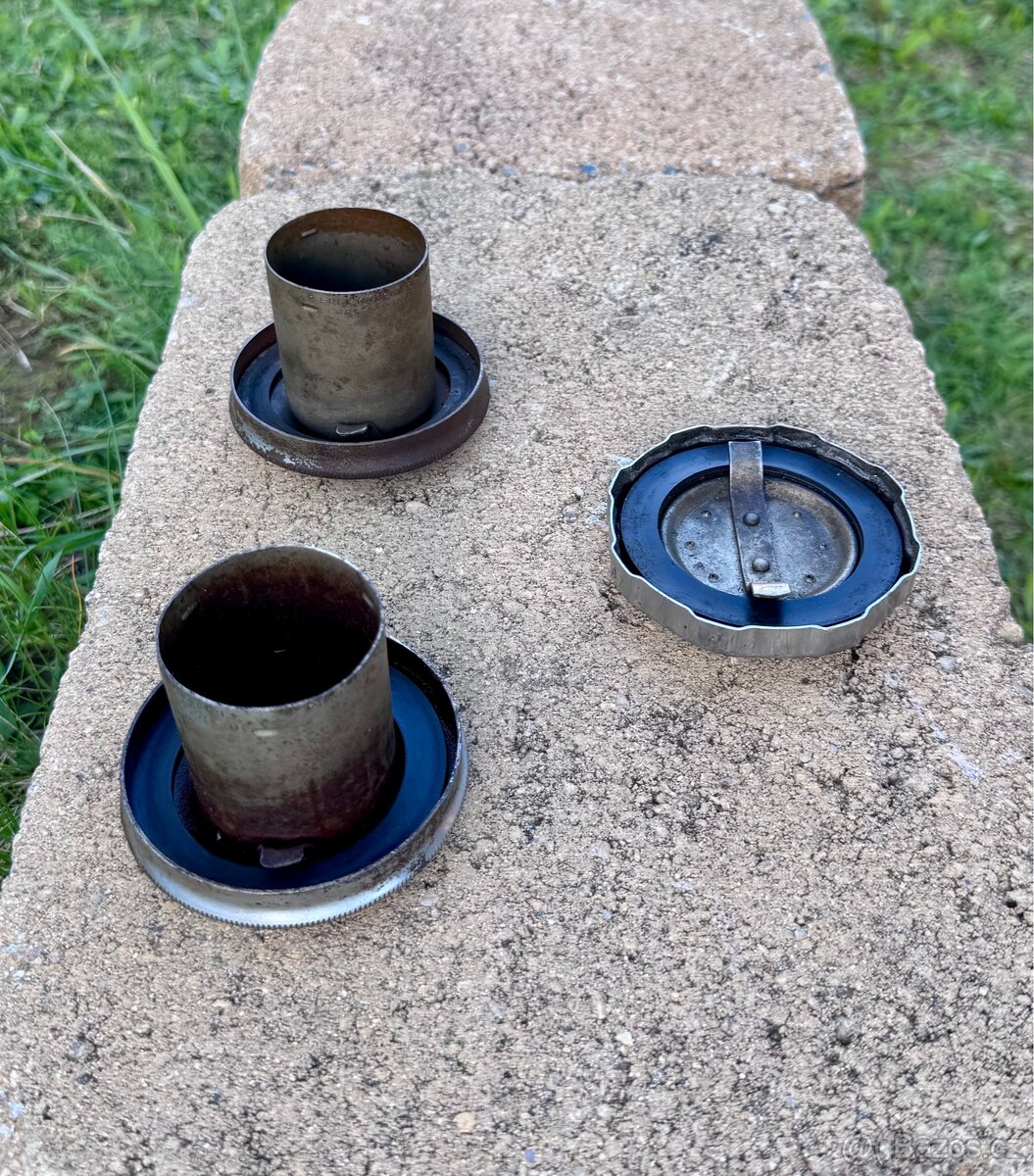 Jawa ČZ kyvacka, panelka, ČZ - víčka nádrže - 10