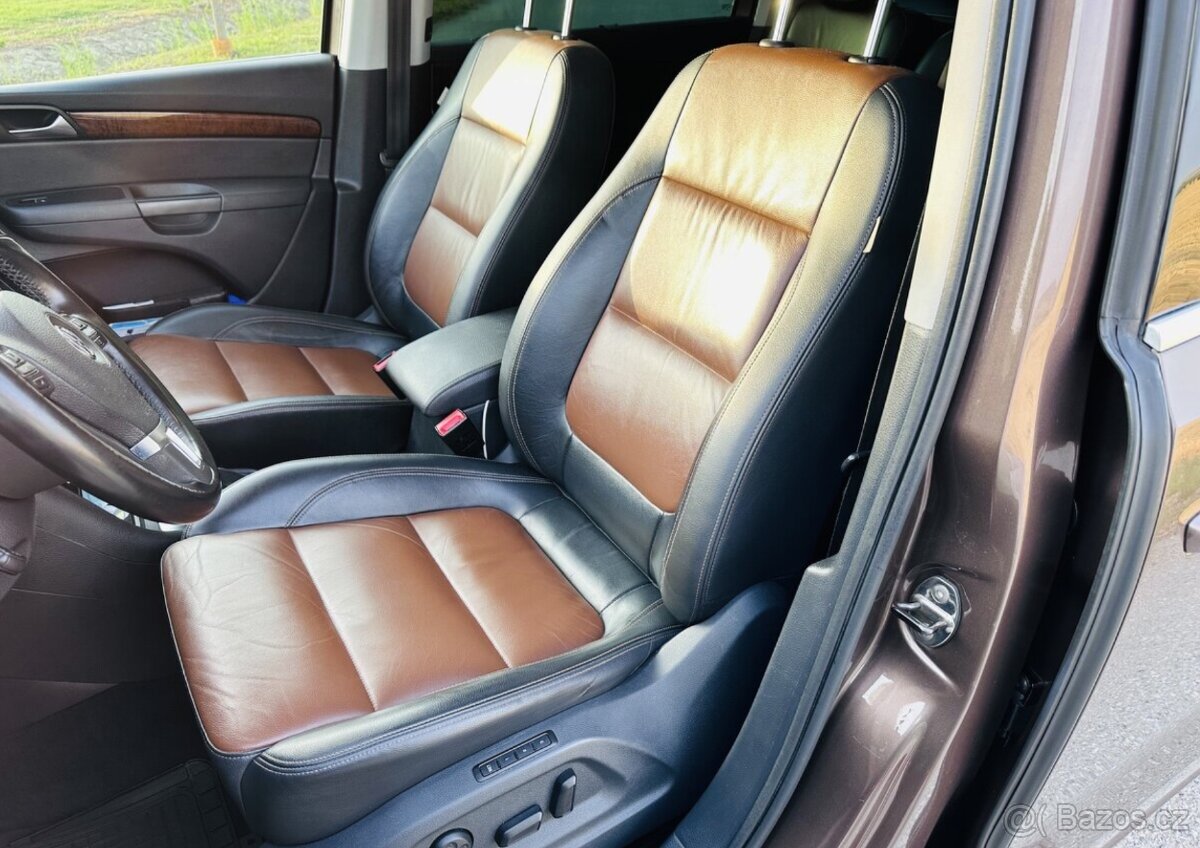 VW SHARAN 2.0 TDi 125kw. DSG panorama FULL výbava - 10