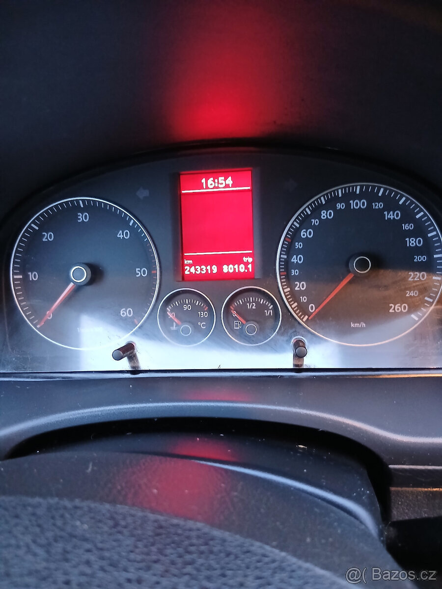 Prodám VW Caddy 1.9tdi 77kw 4motion 6kvalt - 10