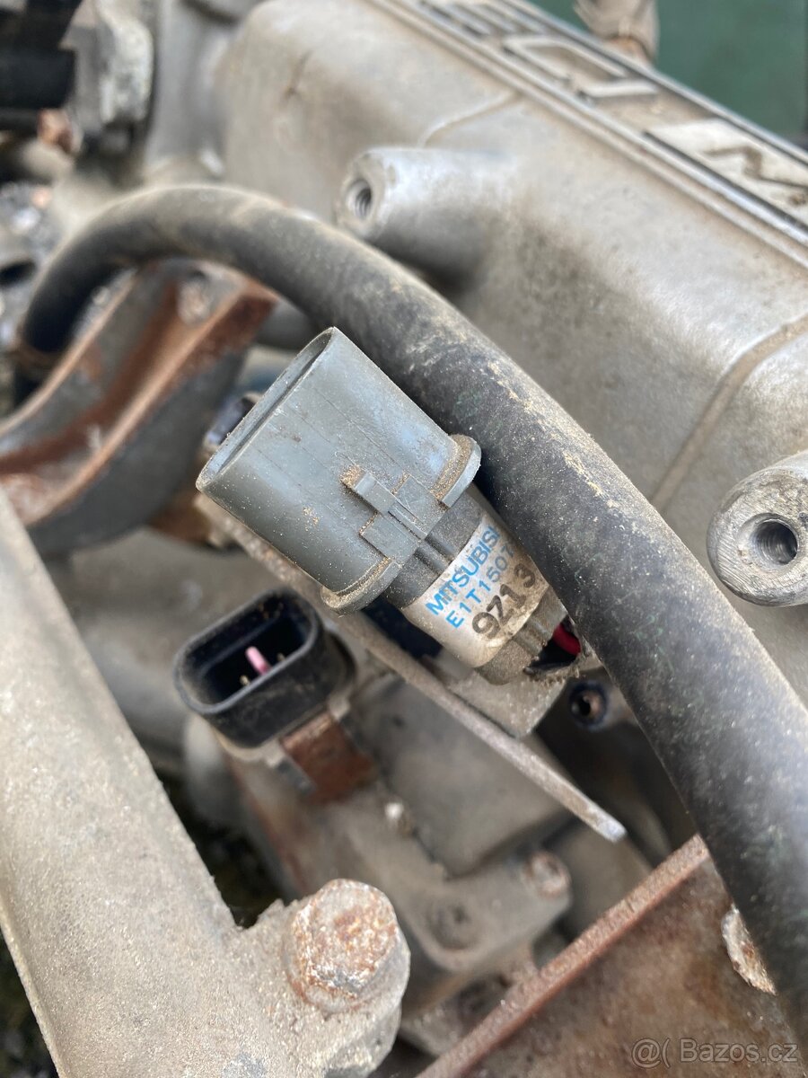 Mitsubishi colt 1.8 16V - 10