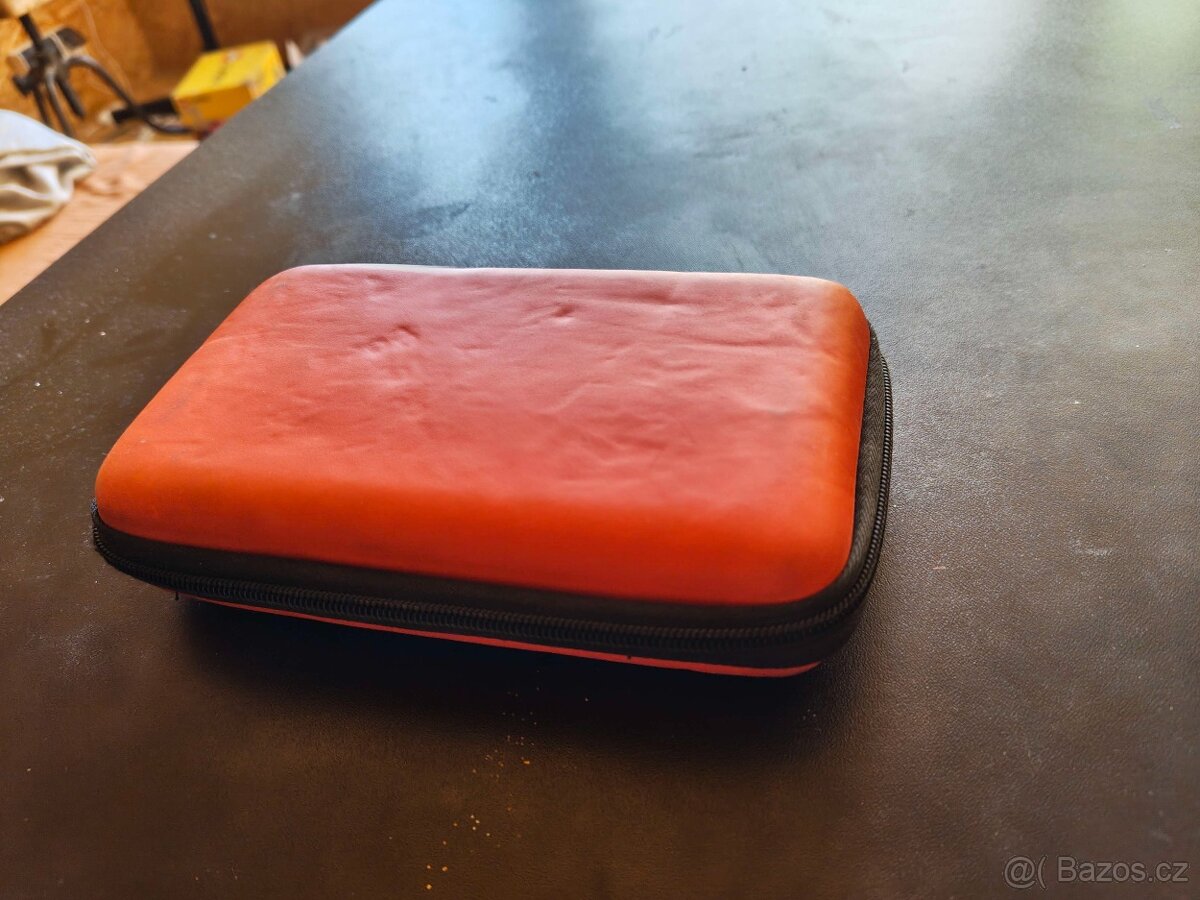 New Nintendo 2DS XL - Pokéball Edition - 10