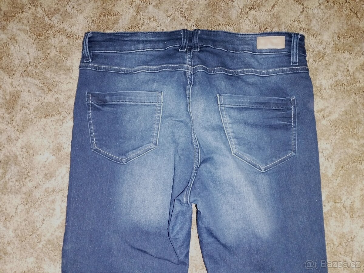Džíny - 10