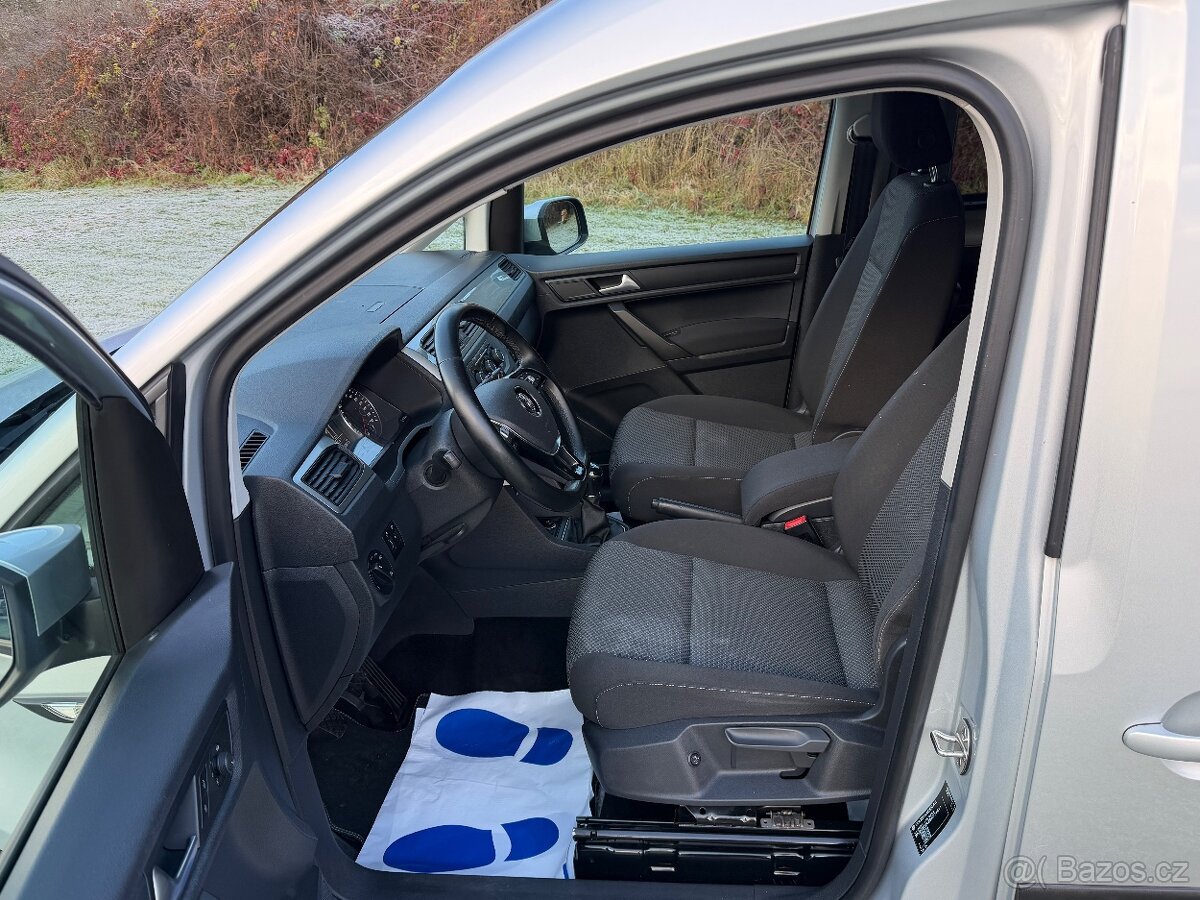 VW CADDY 1,4 TSI BEACH - 92 KW, TAŽNÉ, PARK. SENZORY - 10