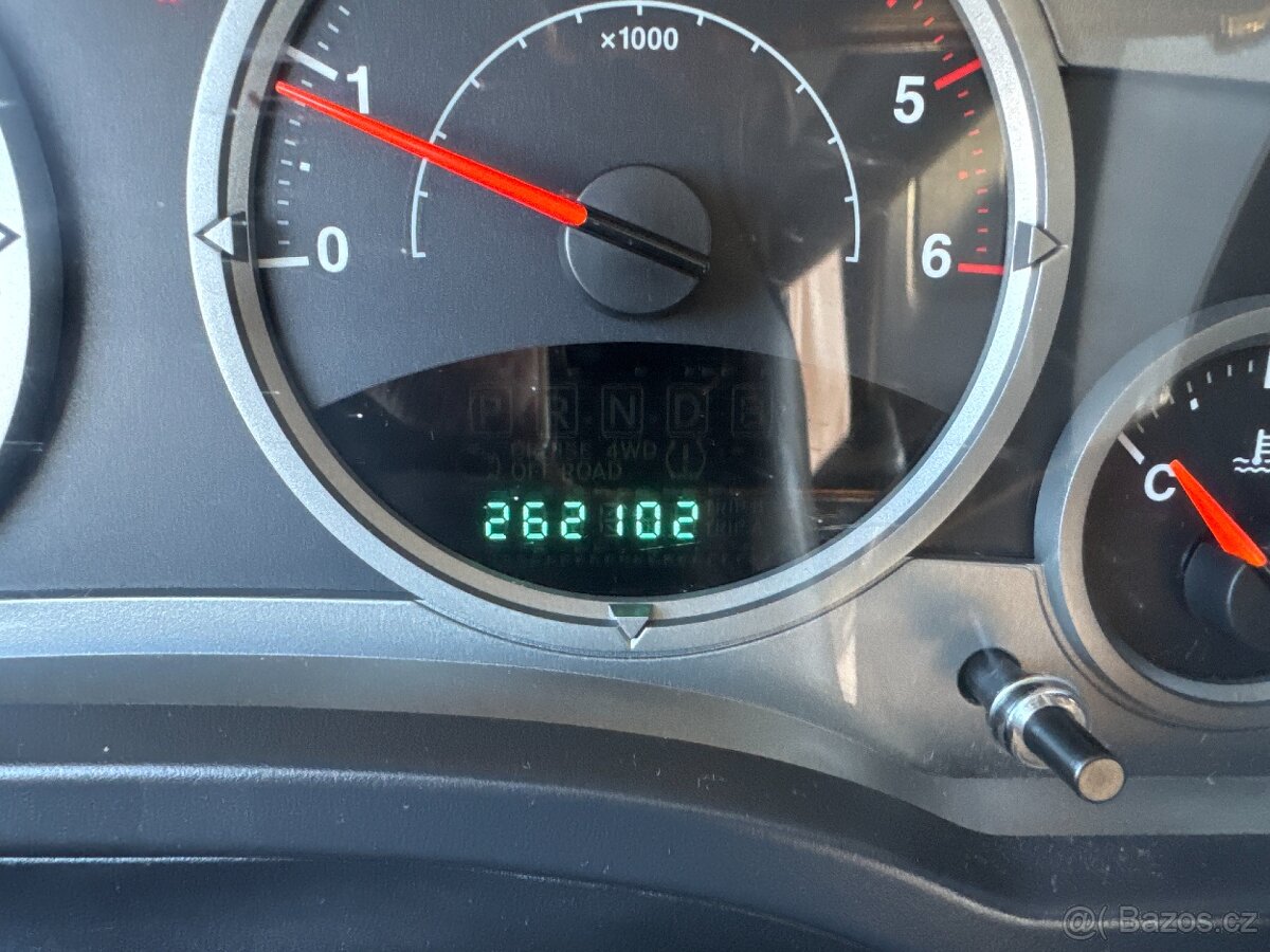 Jeep Compass 2.0 CRDi 4x4 103kW LIMITED - 10