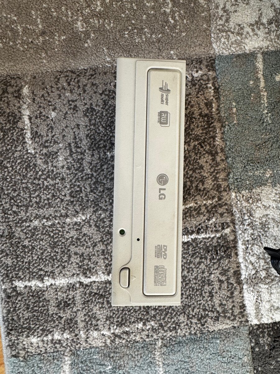 Náhradní komponenty - 10