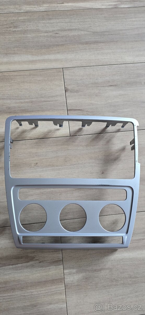 Rádio Škoda Stream MP3 + rámeček - 10