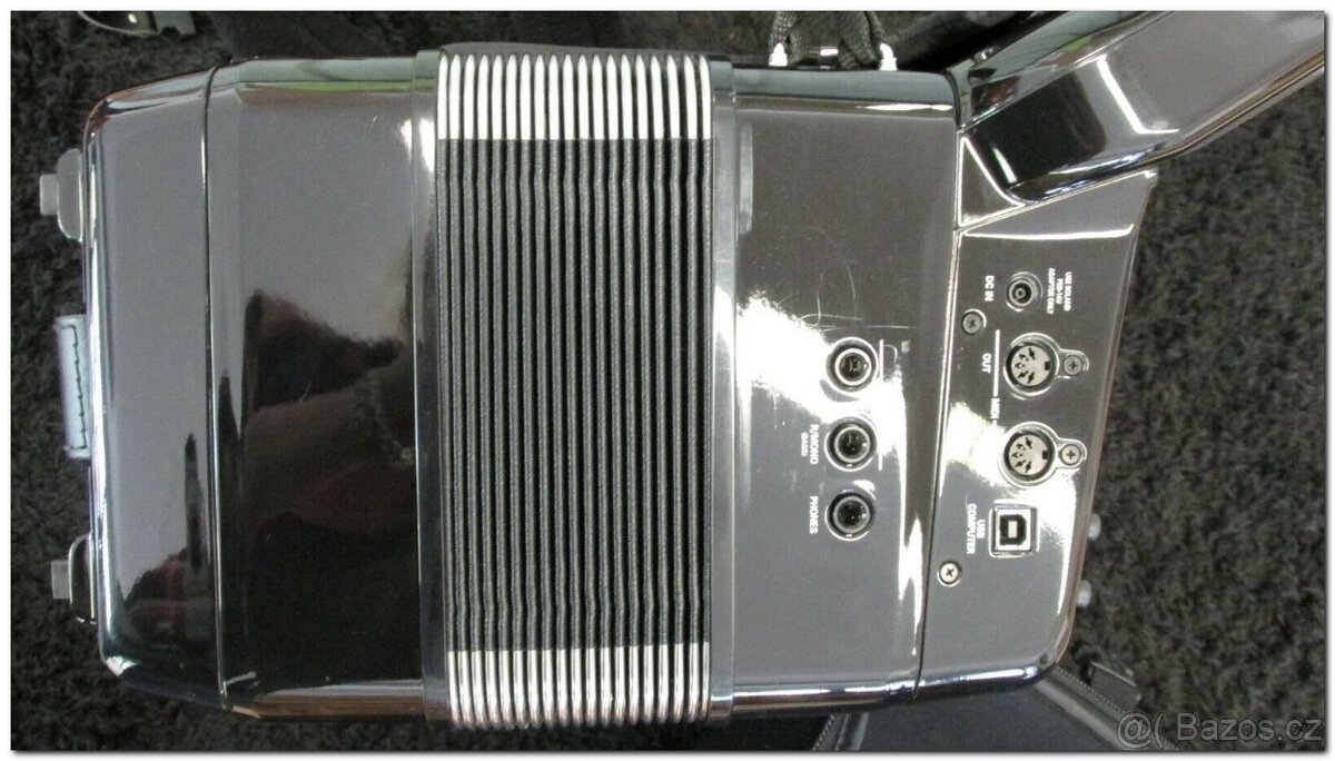 ROLAND Akordeon V-Accordion Mod. FR-8X BK s brašnou - 10
