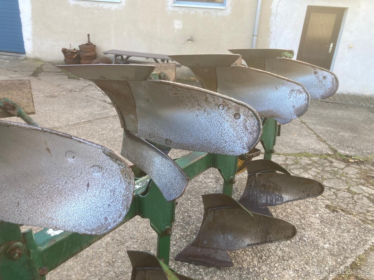 Pluh čtyřradličný Privat Roto 430 obracák - 10