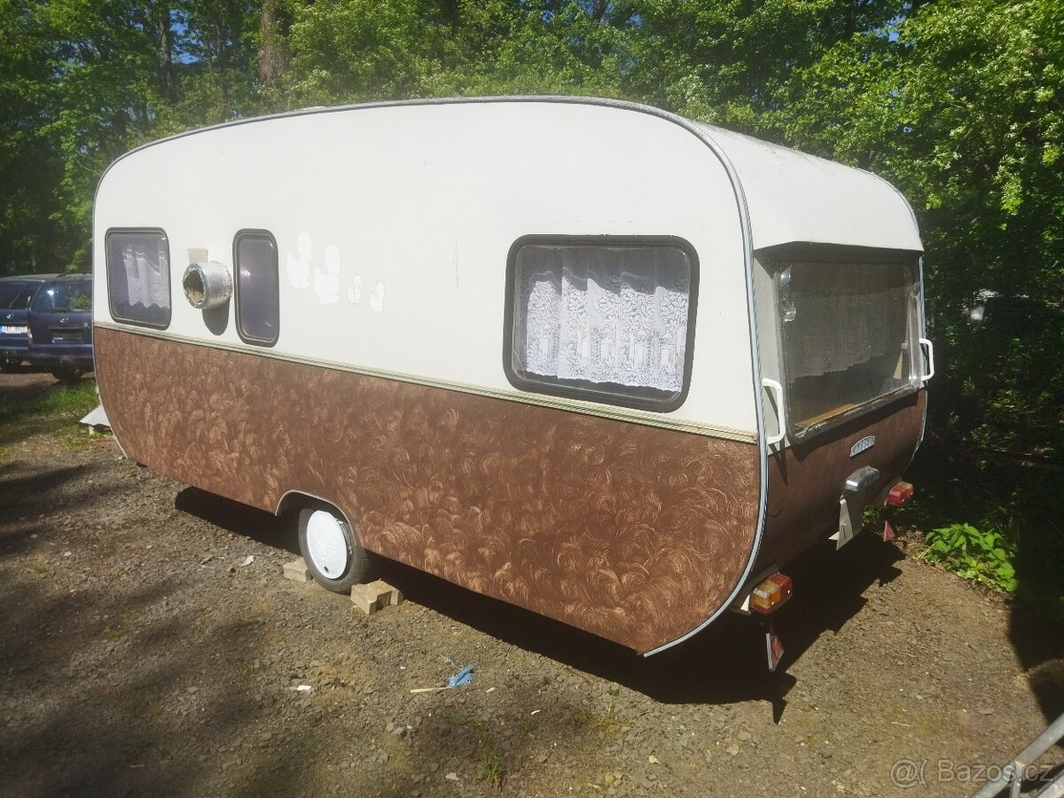 Karavan bez dokladů - 10