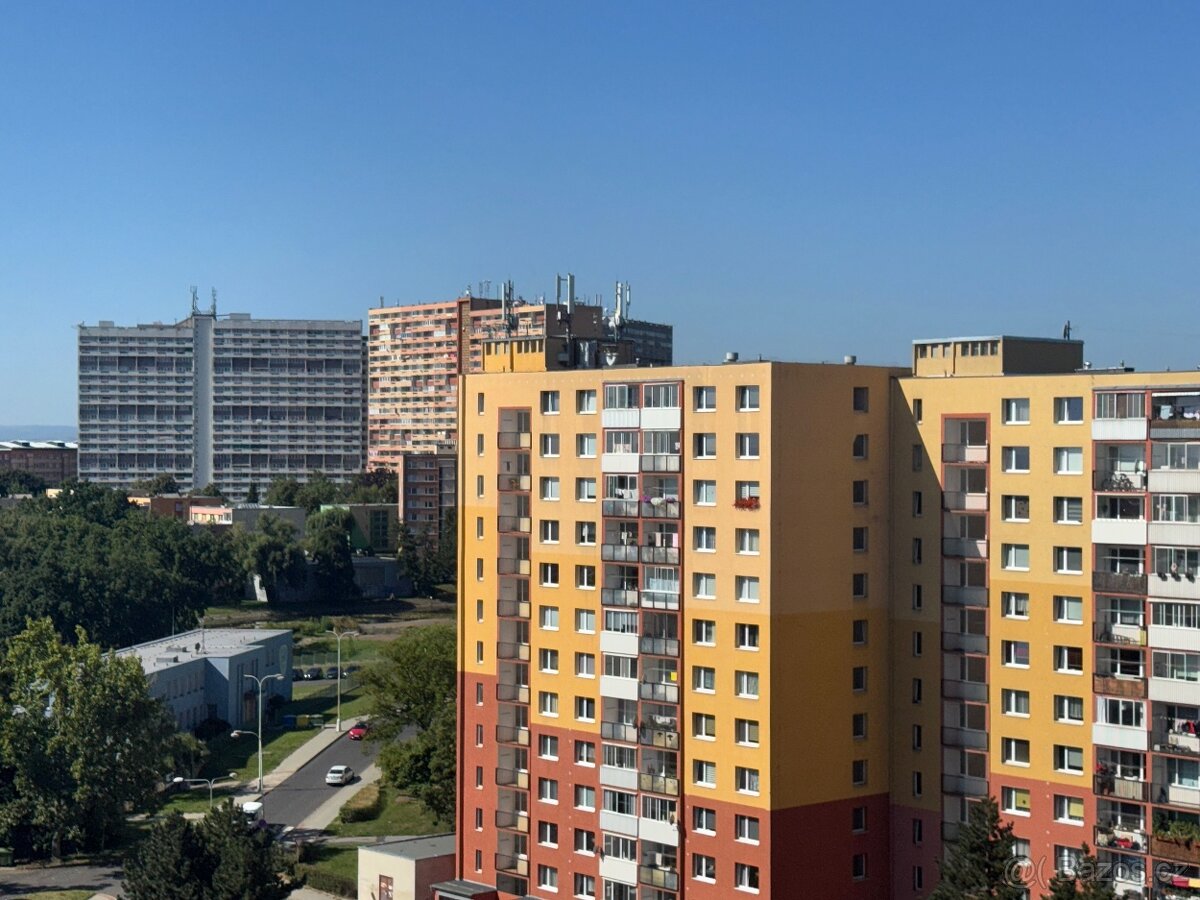 Prodej zrekonstruovaného bytu v Chomutově - 10