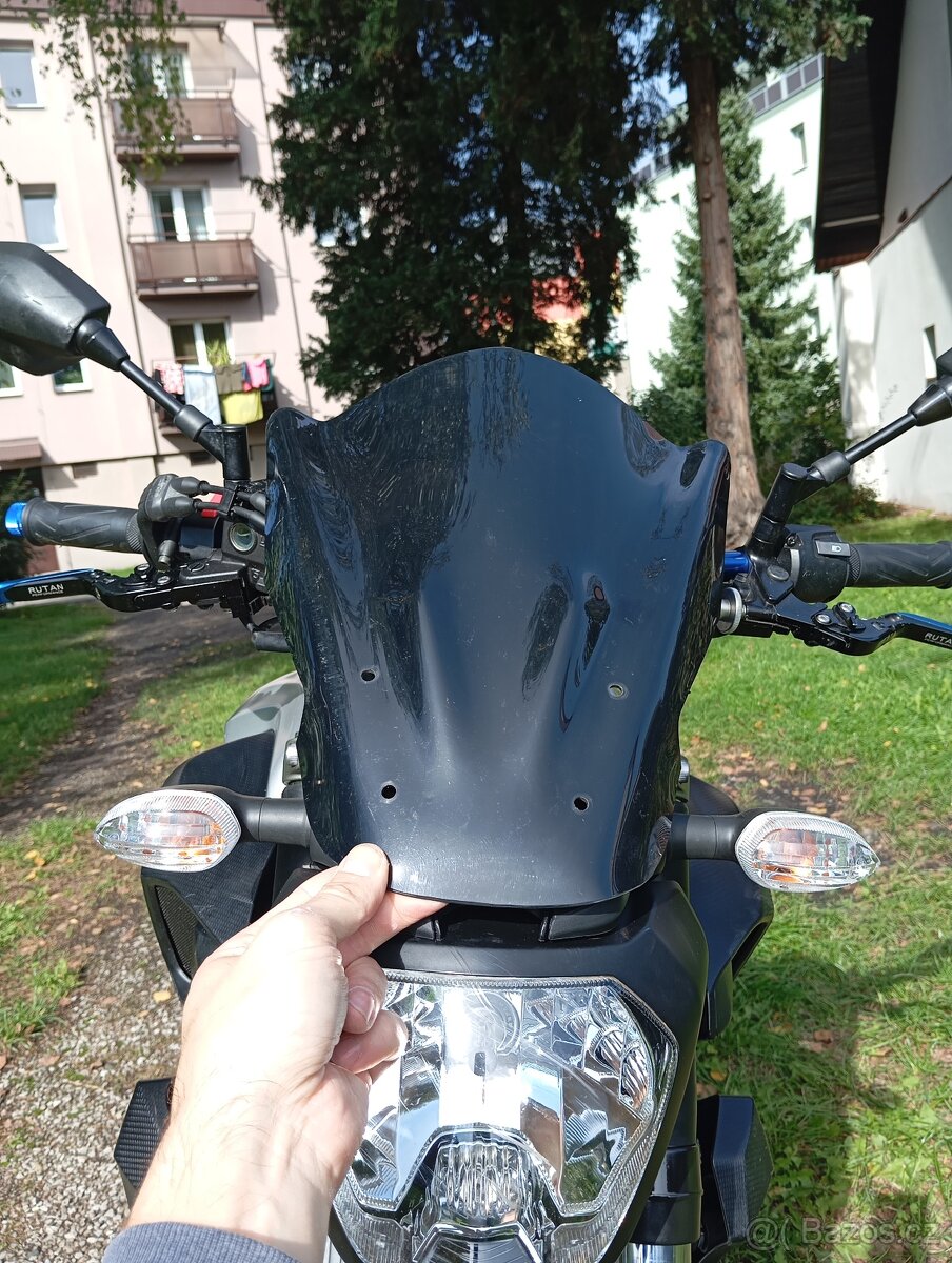 Yamaha MT-07 Race Blue series - 10