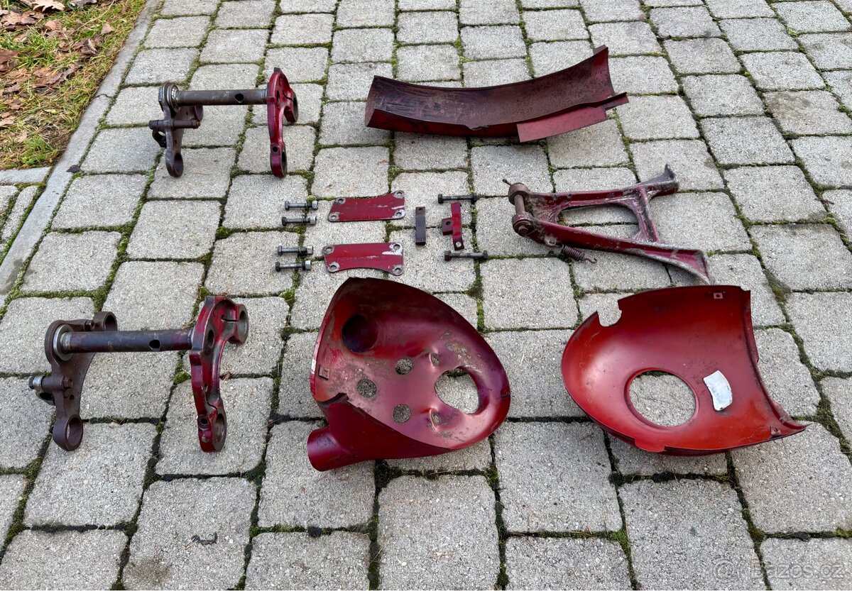 Jawa ČZ 250 350 kyvacka - dily - 10