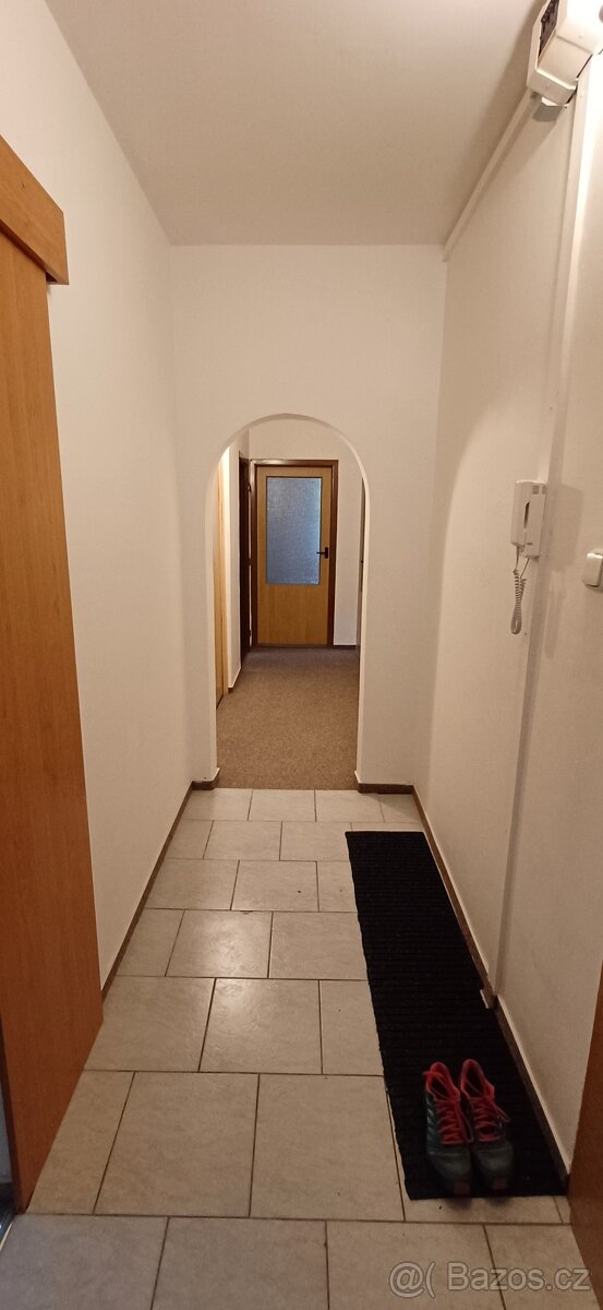 Prodej bytu 3+1 Rožnov pod Rahostěm, ul. Valašská - 10