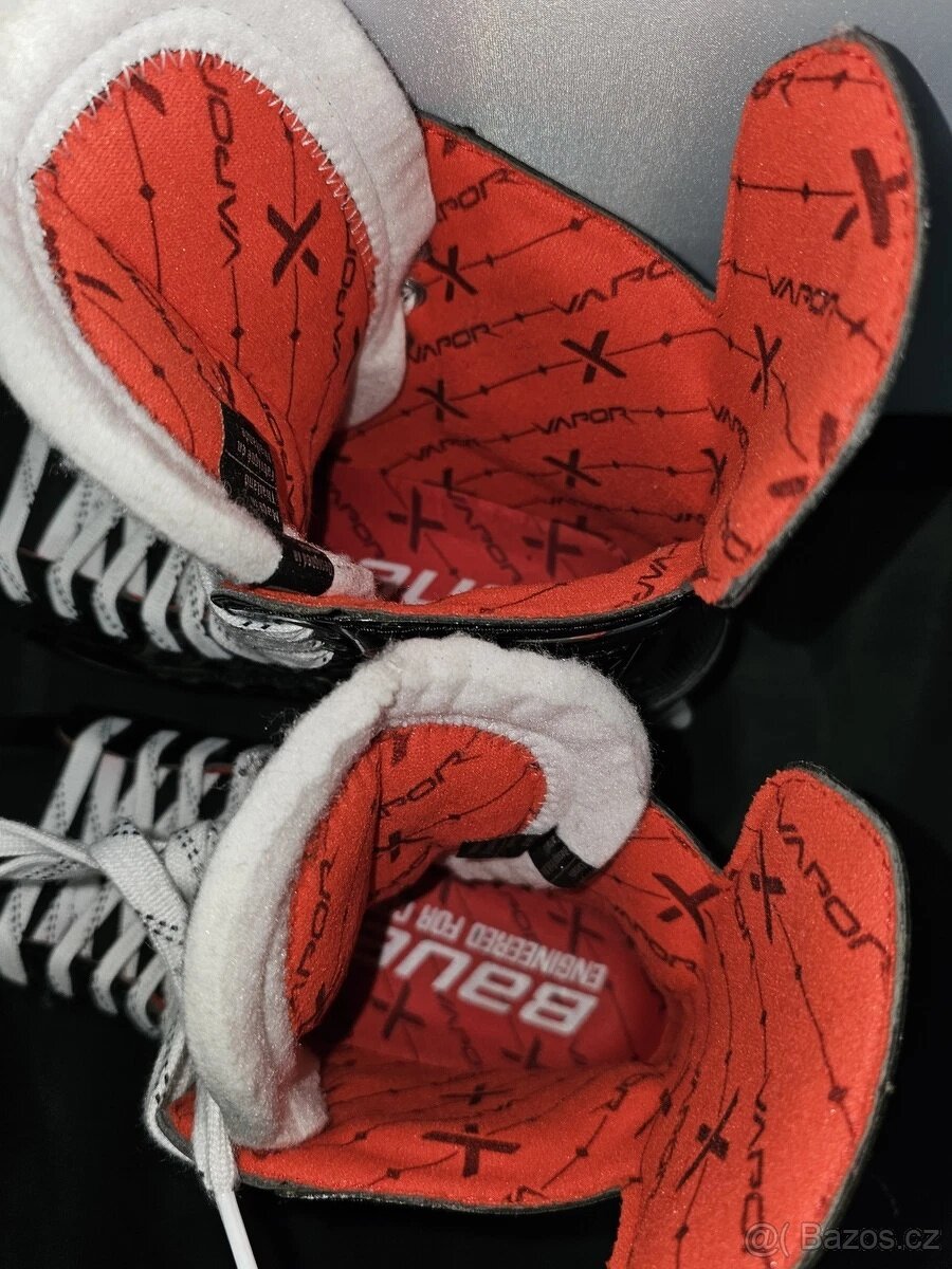 Nové brusle BAUER - VAPOR X3.7 - vel. 8D - 10