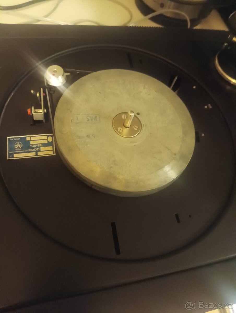 Gramofon Tesla NZC-420 - 10