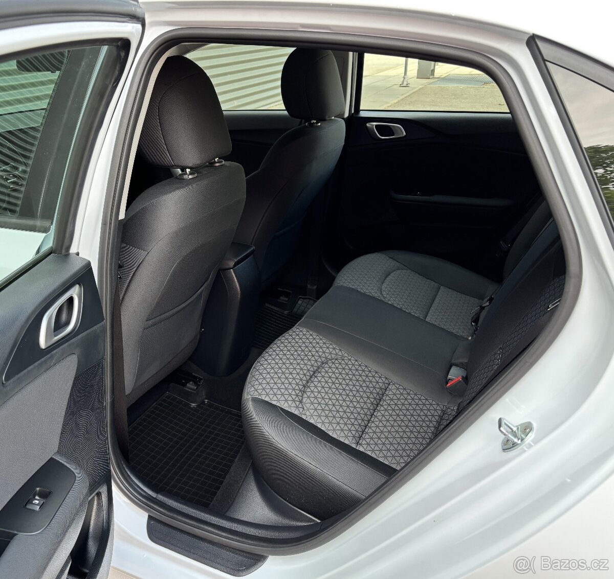 Kia Cee´d, Spin 1.0 T-GDI 74kW 6R - 10